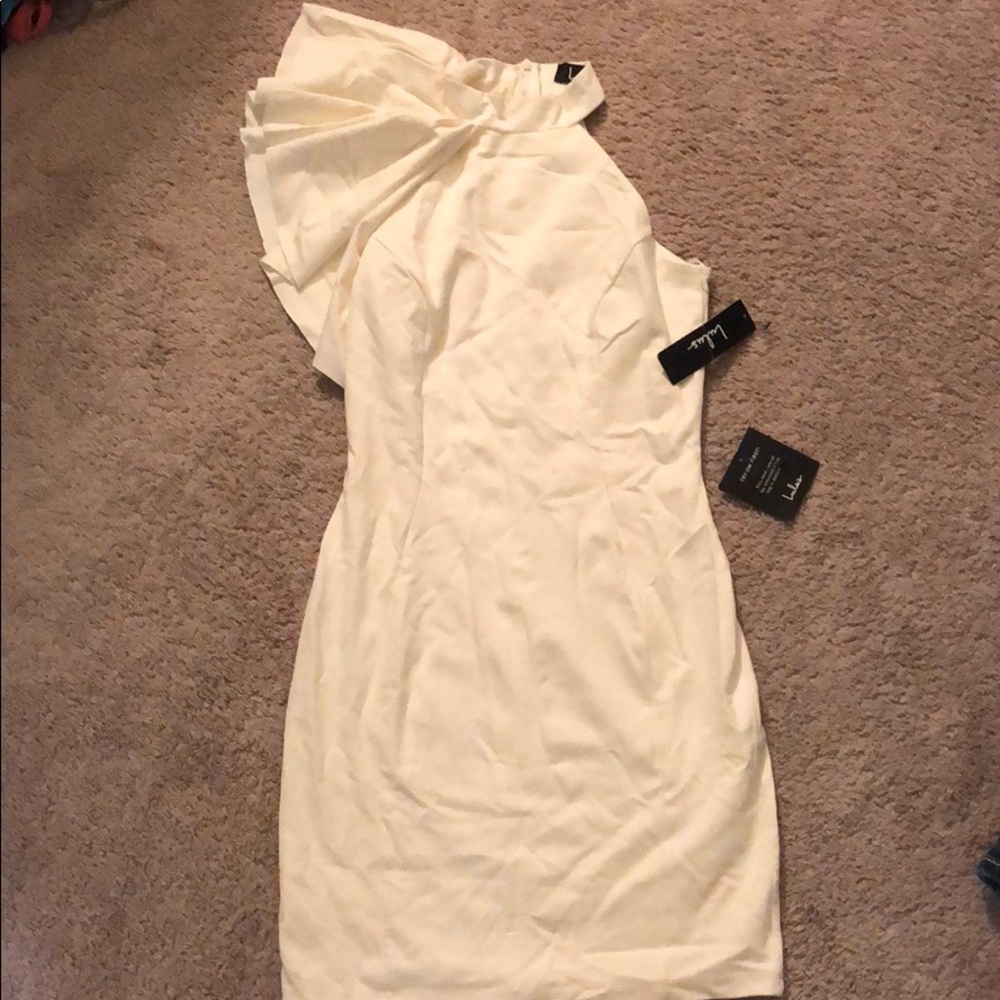 White dress